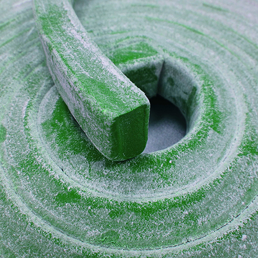 Rolă cordon bentonitic hidrofil expandabil Betobar+, în culoare alternativă verde